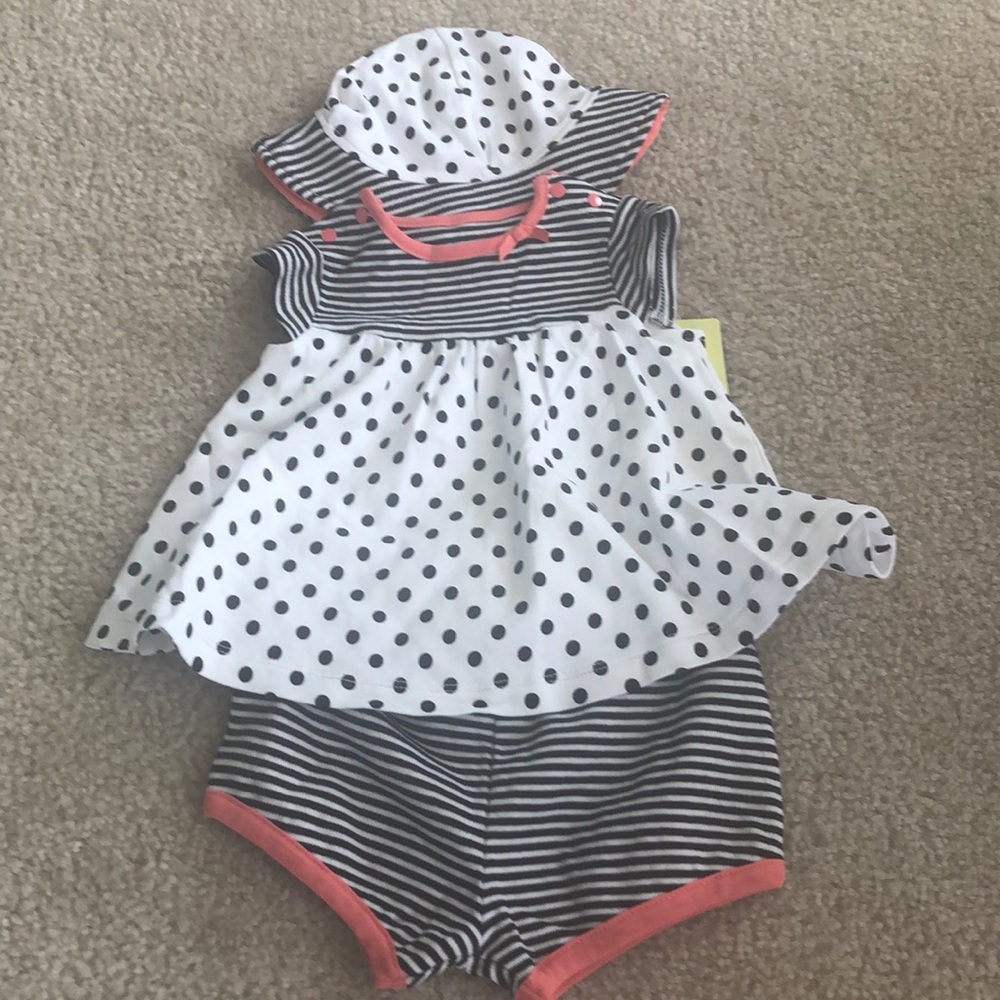 Baby size 6 months 3 piece outfit
